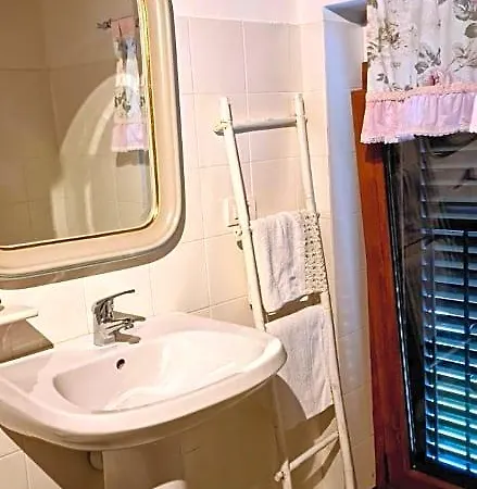 Silenzio E Buio Bed and Breakfast
