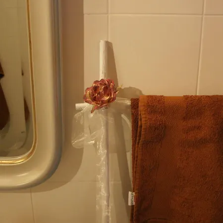 Silenzio E Buio Oda ve Kahvaltı Calizzano